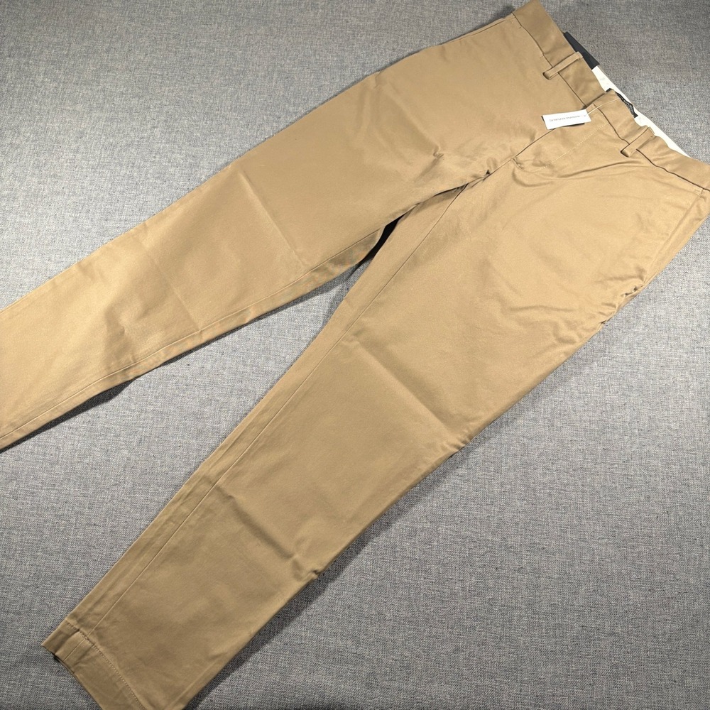NEW Banana Republic Chino Mens 30x30 Khaki Mason Athletic Tapered Rapid Movement